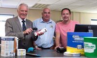 Former Leeds United footballers join Gibbs & Dandy fundraising effort