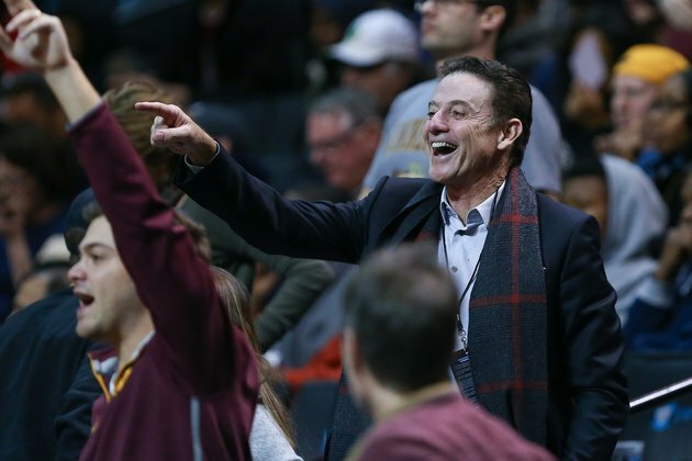 Pitino to make Iona debut against Seton Hall