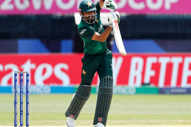 Record-breaking outing for Pakistan stars as Men in Green storm to tri-nation series final with win over Zimbabwe
