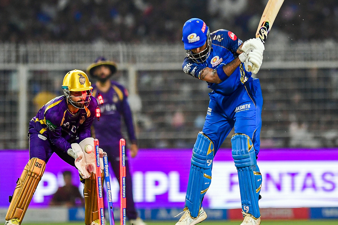 "Credit to them that they bowled well to our batters": MI Bowling Coach Mhambrey hails KKR bowlers