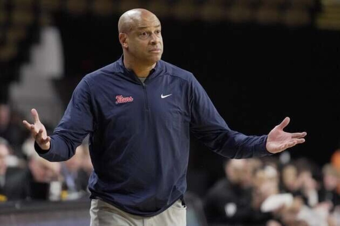 Detroit Mercy hit with postseason ban over academics