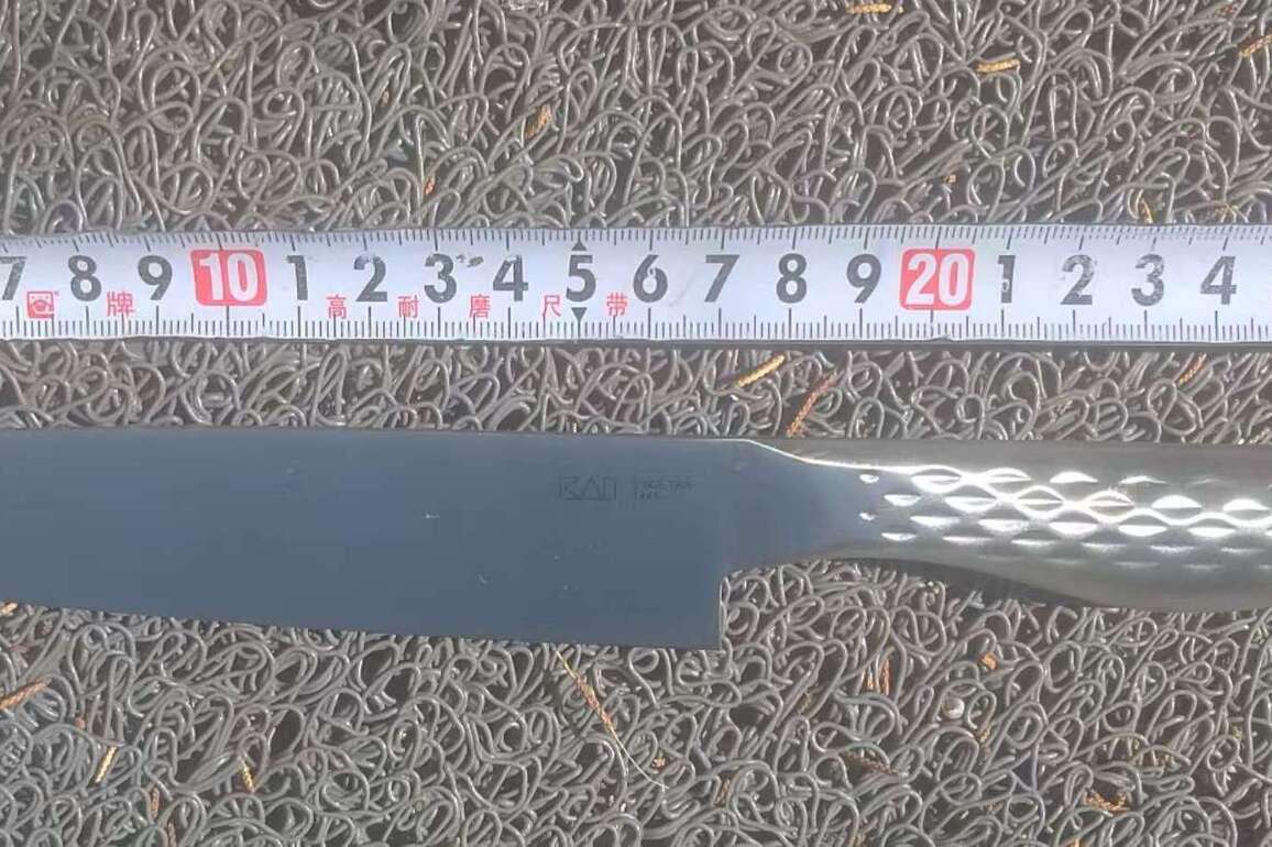 JAPAN-TOKYO-CHINESE EMBASSY-TERROR THREATS-KNIFE