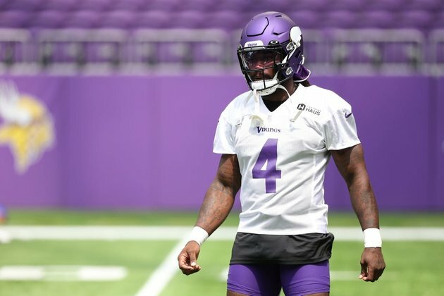 Preseason notes: 13 Vikings won't play vs. Raiders; 49ers hurting too