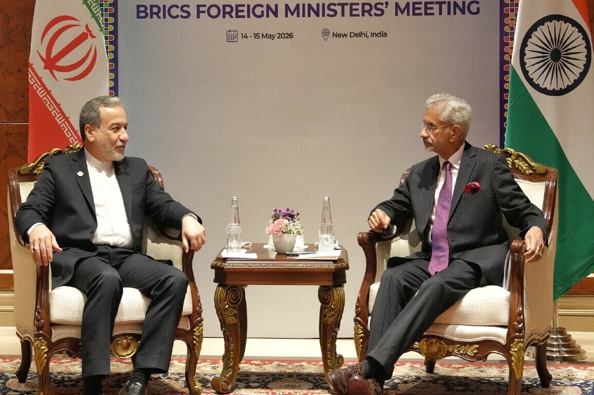 Iran FM Araghchi assures EAM Jaishankar of commerce safety through St of Hormuz