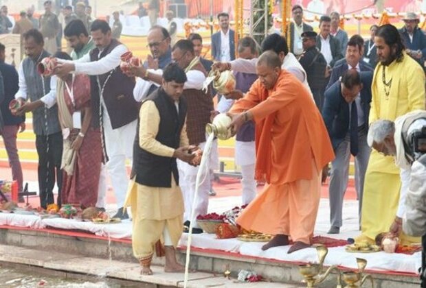 Maha Kumbh 2025: UP CM Yogi inspects grand Tent City in Arail, emphasizes public convenience