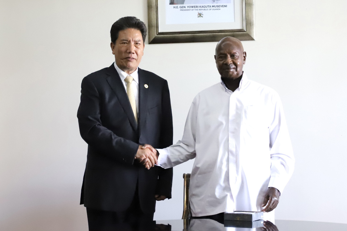 UGANDA-ENTEBBE-LOSANG JAMCAN-UGANDAN PRESIDENT-MEETING