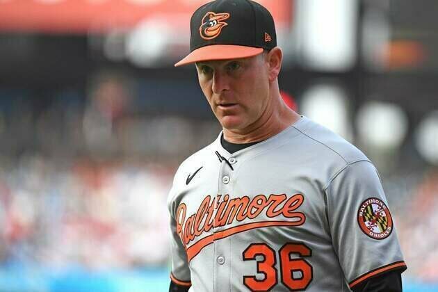 Braves shift Tony Mansolino's role to bench coach