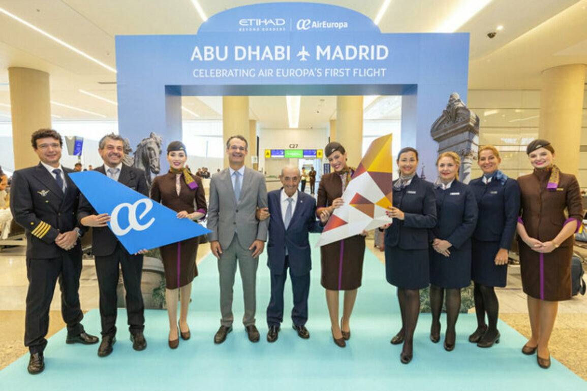 Etihad Airways, Air Europa celebrate inaugural flight milestone