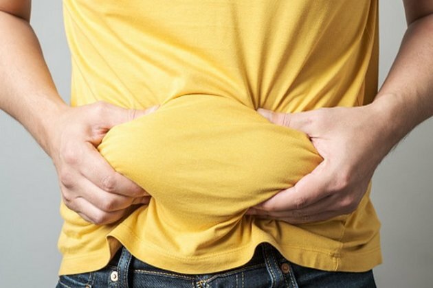 Involuntary job loss affects BMI, health behaviours in male