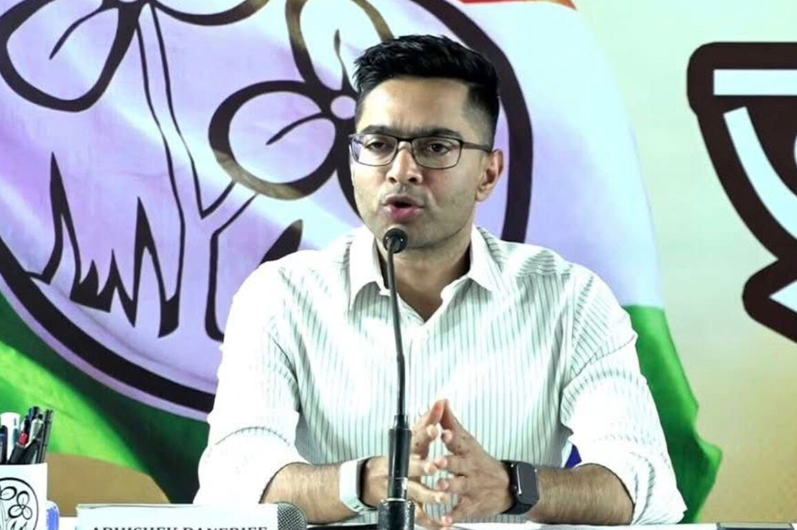West Bengal: Abishek Banerjee asks TMC workers to use "full might" for polls, calls BJP "Bangla-birodhi"