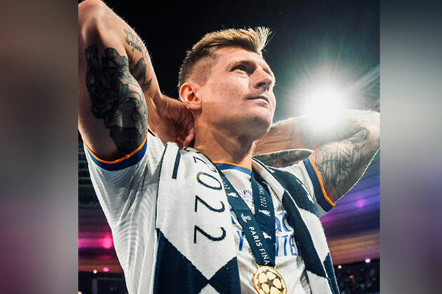 Toni Kroos receives 'State Order of Merit' at Greifswald, hometown renamed temporarily in his honour