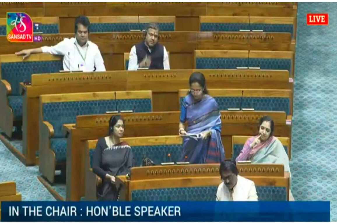 Supriya Sule moves Bill to ensure Right to disconnect after office hours