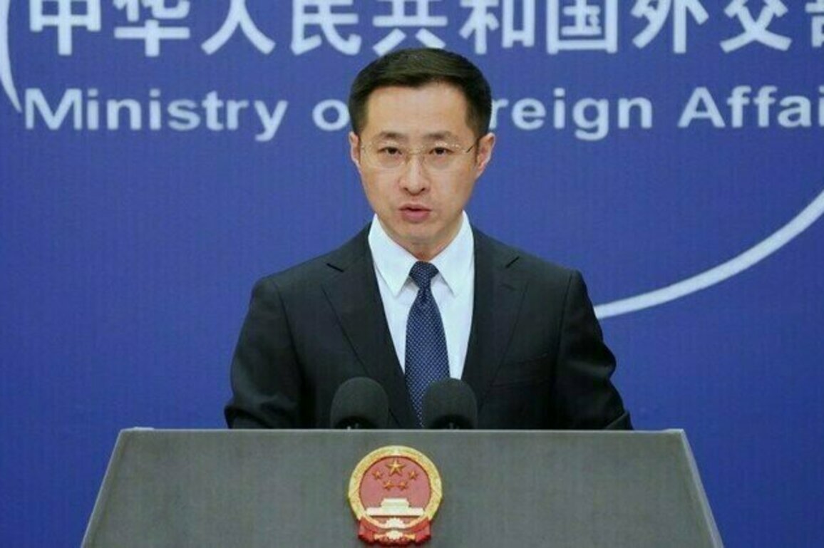 Stop blackmailing  China to US