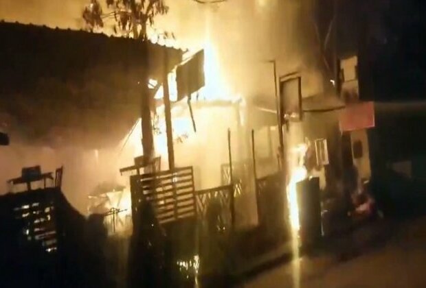 Uttar Pradesh: Fire at market in Ghaziabad doused, none hurt