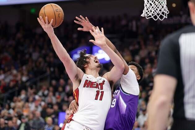 Bam Adebayo powers Heat in blowout of reeling Jazz