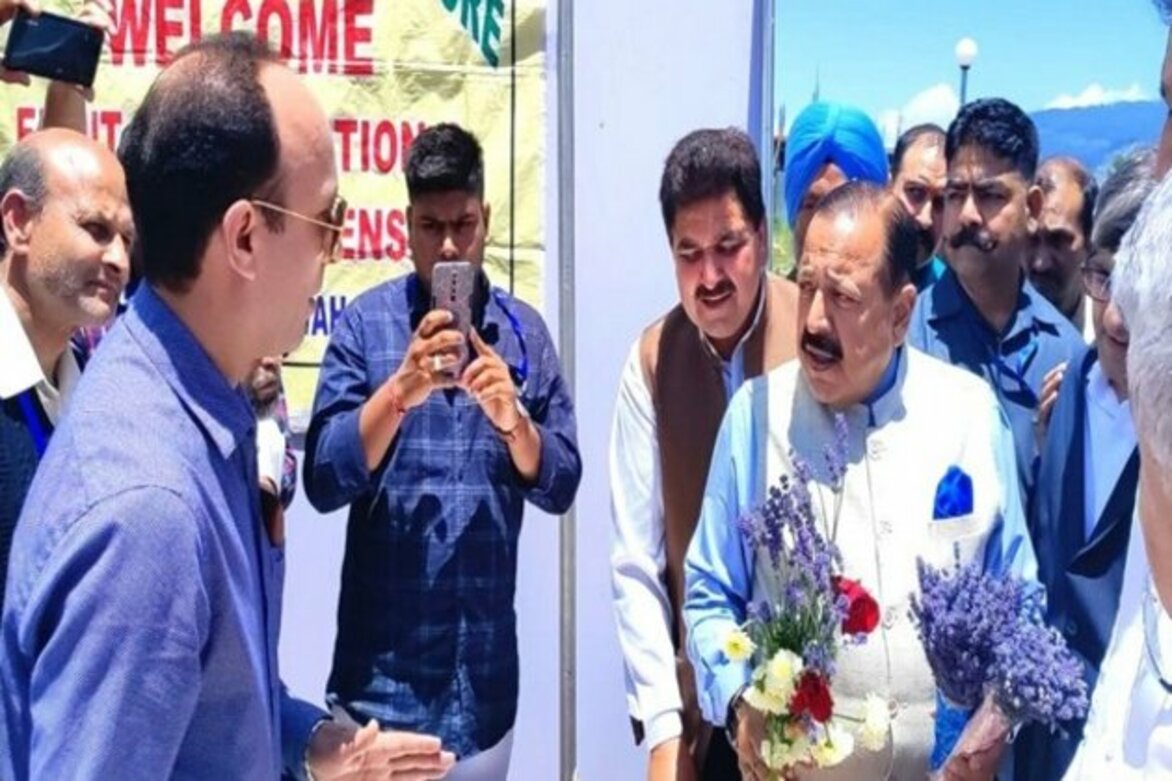 J-K: Jitendra Singh inaugurates 2-day lavender festival at Bhaderwah
