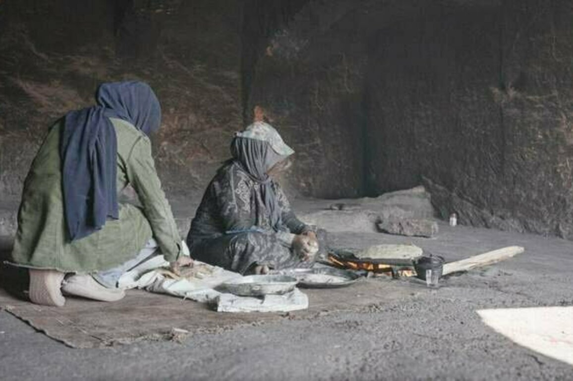 Jordan: Petra's Bedul Bedouin Community Displaced