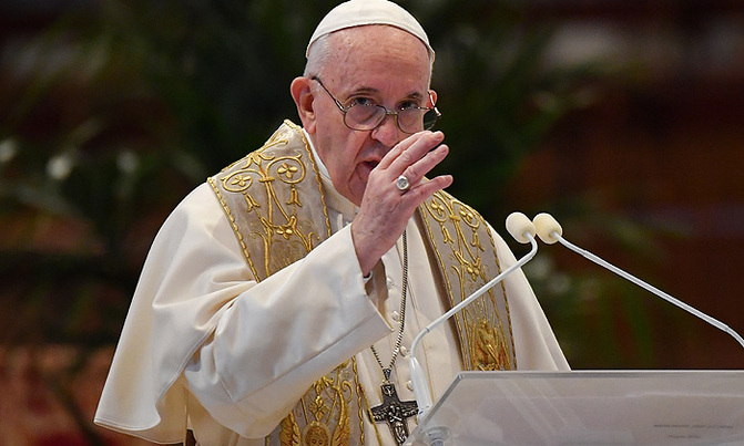 Pope offers Easter prayer for coronavirus sick Pope offers Easter prayer for coronavirus sick