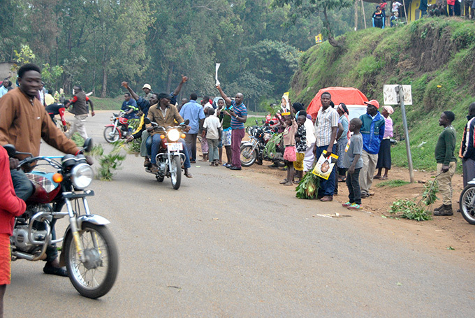 ames ugarama supporters celebrate