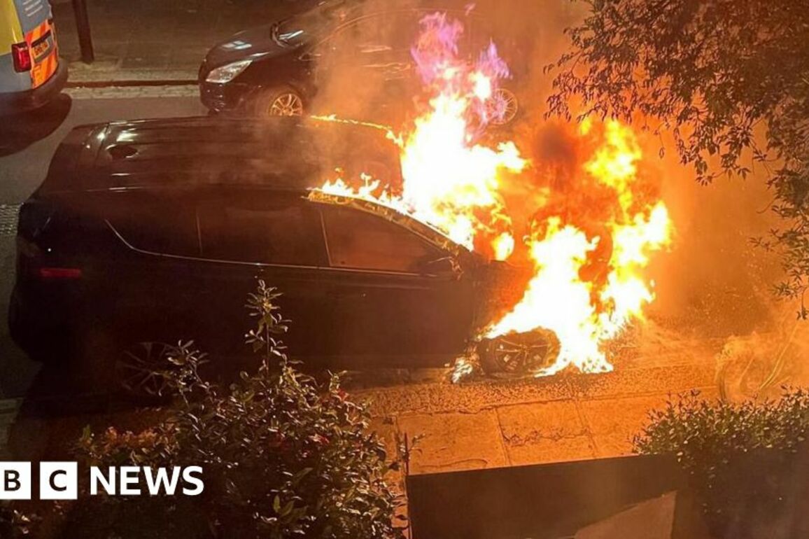Second man arrested over fires at homes linked to Keir Starmer