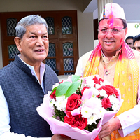 Holi camaraderie: Uttarakhand CM Pushkar Dhami meets senior Congress leader Harish Rawat