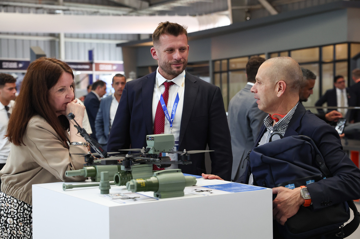 CHILE-SANTIAGO-AIR & SPACE FAIR