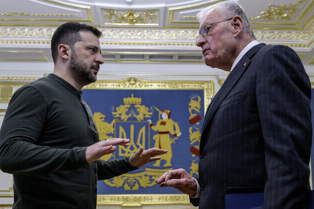 Trump labeled Ukraine envoy idiot for backing Zelensky  NYT