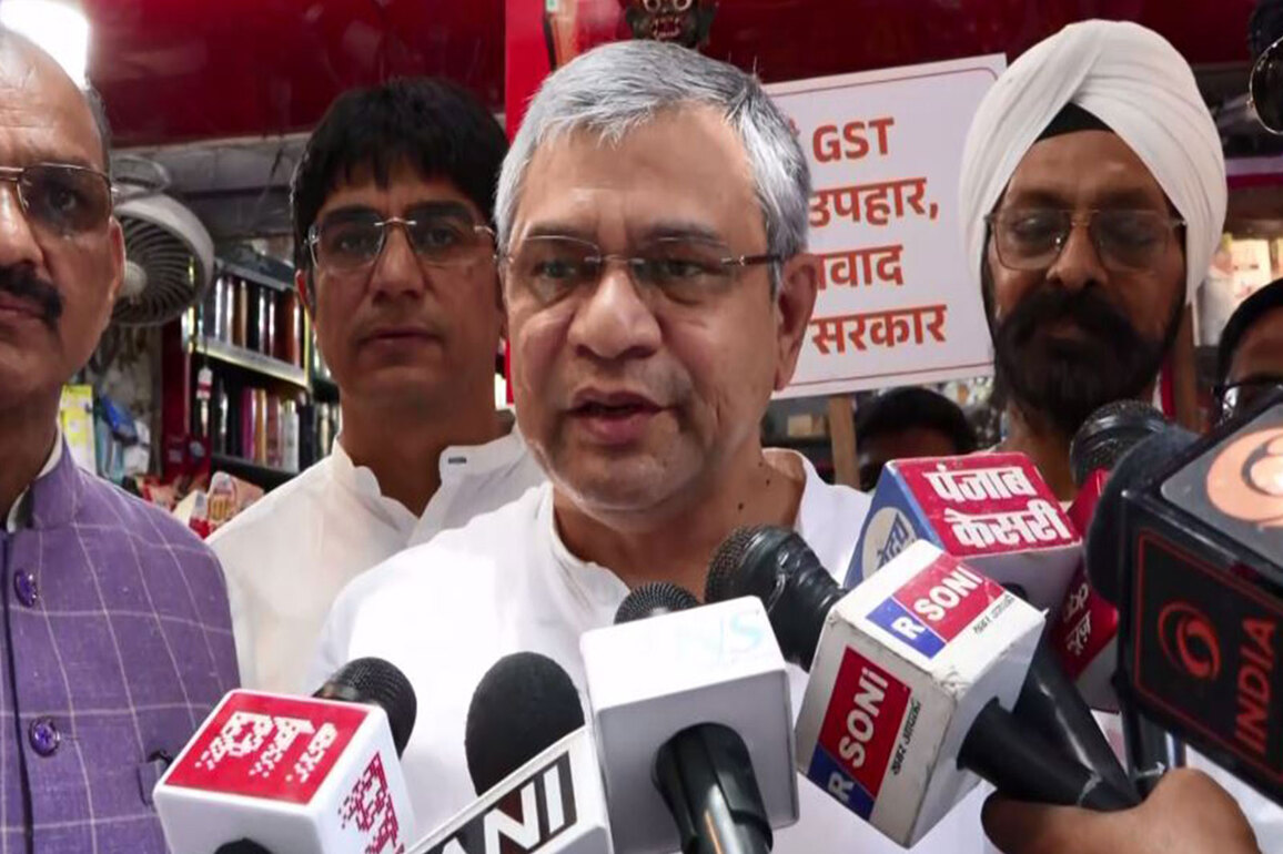 "People will save money on 99% of daily use items," Ashwini Vaishnaw hails GST reforms