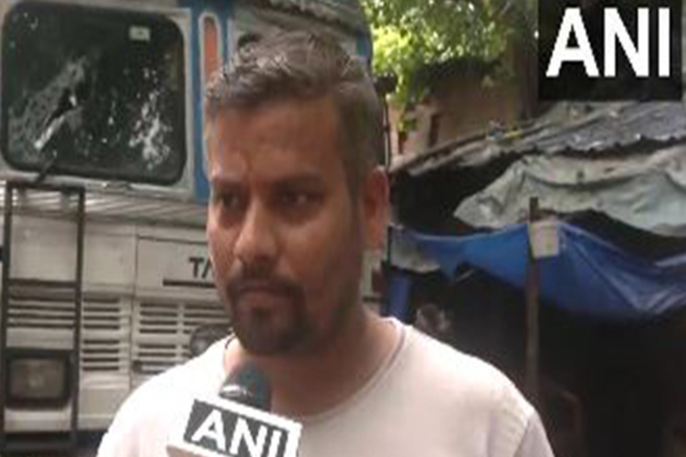 Kolkata: Police vandalise several trucks in New Alipore over parking issue