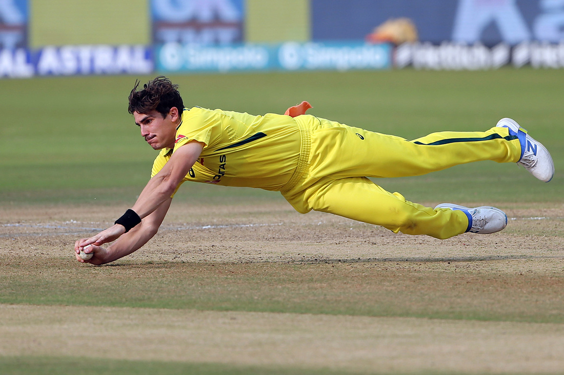 Sean Abbott becomes first player to subbed out under new Sheffield Shield injury rule