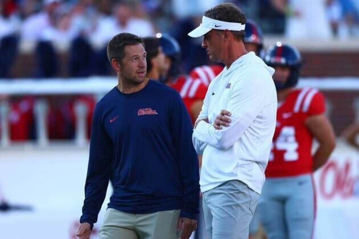 Report: LSU OC Charlie Weis Jr. turns away NFL suitors