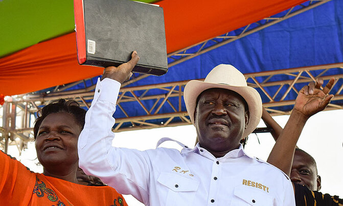 Kenyan TV station back on air after suspension Kenyan TV station back on air after suspension