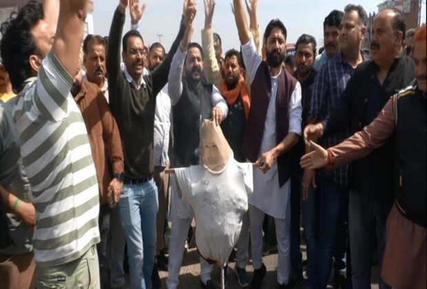 BJP, RSS and other Hindu organisations protest in Billawar over target killing of three people