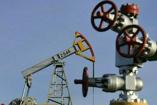 Oil price hits four-year low
