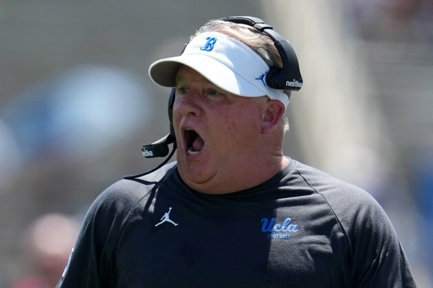 UCLA runs past Arizona, hands Wildcats 17th straight loss