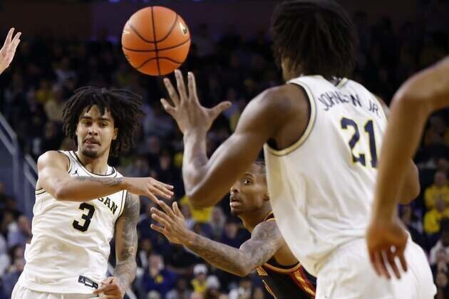 No. 2 Michigan, on a 'heater', poses tall order for Penn State