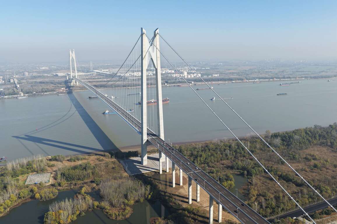 CHINA-JIANGSU-NANJING-XINSHENGWEI YANGTZE RIVER BRIDGE-OPERATION (CN)