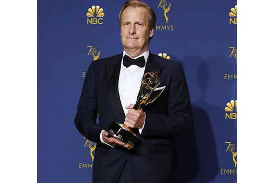 Jeff Daniels joins 'Shrinking' Season 3 as Jimmy's dad
