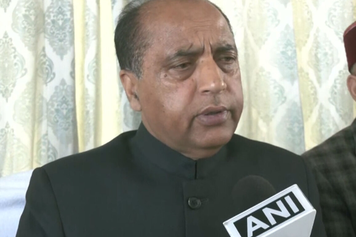BJP submits memorandum to HP governor over Youth Congress workers' detention row