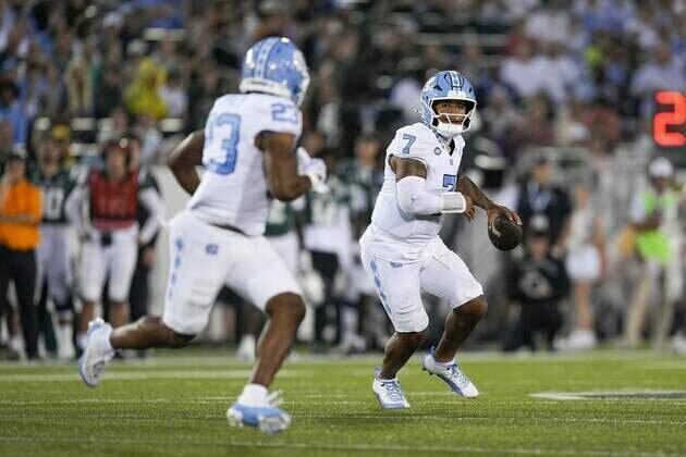 North Carolina's stout D gives Bill Belichick first win