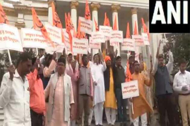 BJP MLAs stage protest against CM Mamata Banerjee over "Mrityu Kumbh" remark