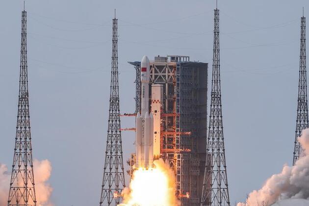 Update: China's cargo craft Tianzhou-10 docks with space station combination