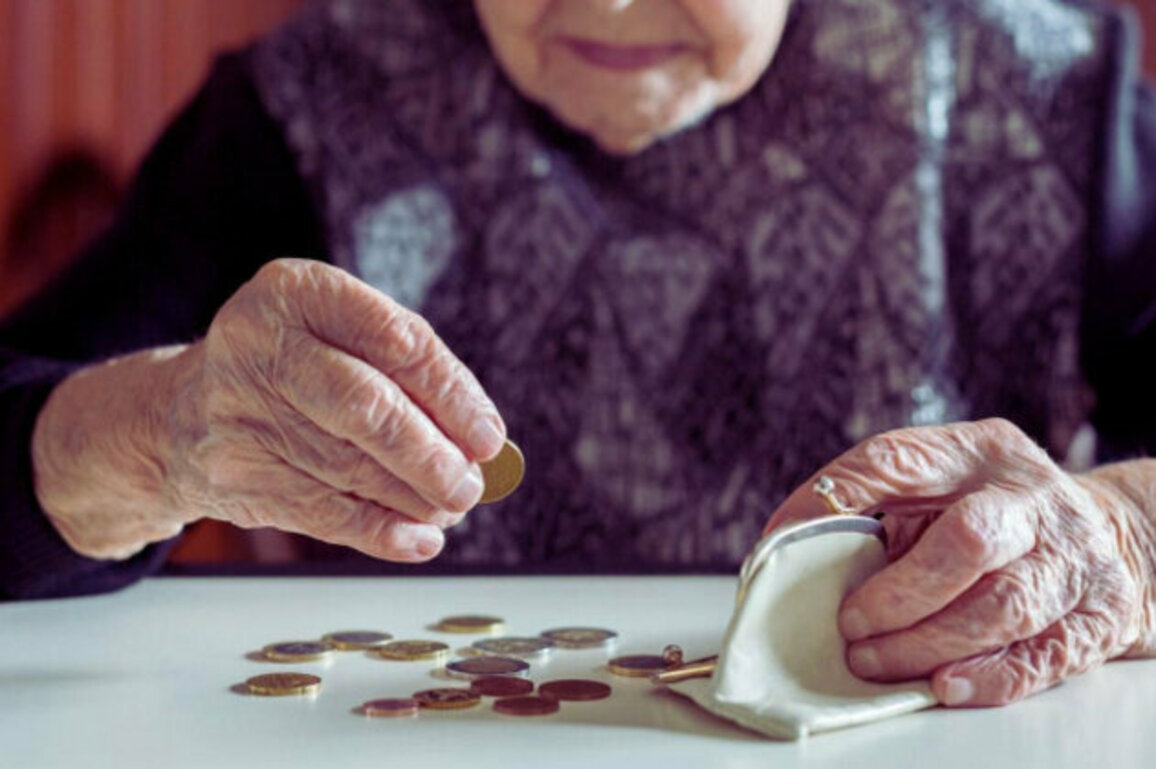 Russian Pensions in Bulgaria Suspended Without Explanation