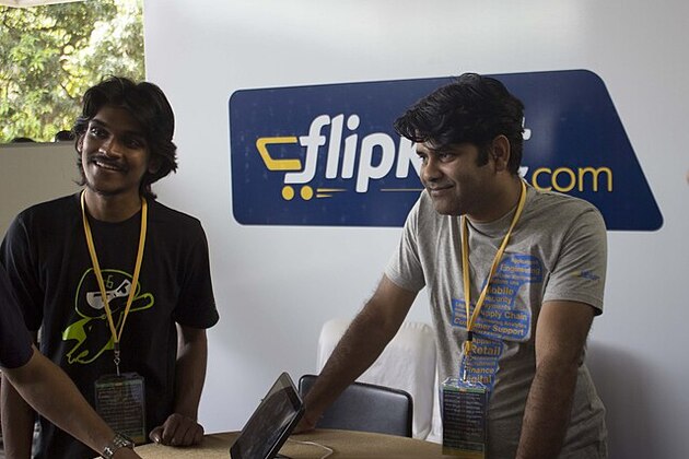 E-commerce giants push into loans, challenging Indian banks