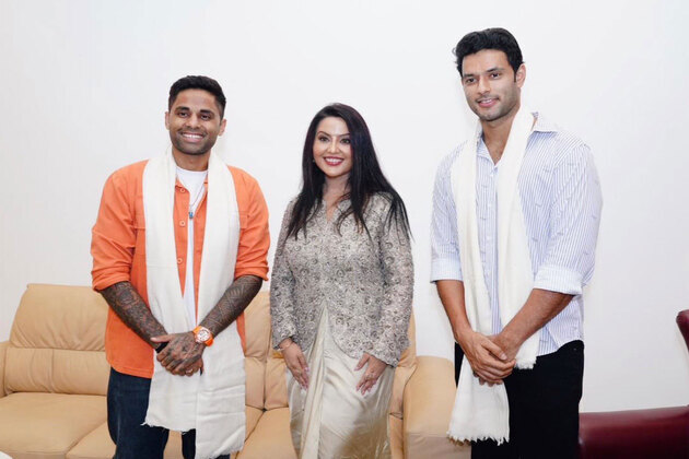 "Proud moment for all of us": Amruta Fadnavis after meeting Team India's star players