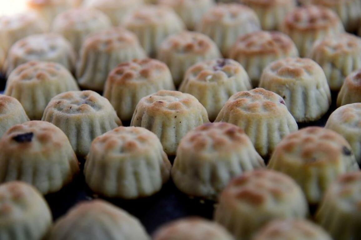 Mideast in Pictures: Sweet delights of Eid