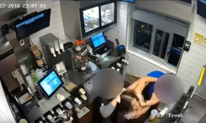 Not enough ketchup: US woman attacks McDonald's manager Not enough ketchup: US woman attacks McDonald's manager