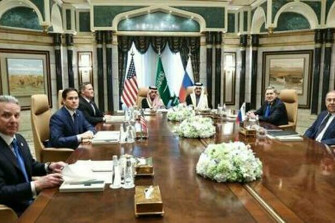 Trump aides clash on trusting Moscow - WSJ