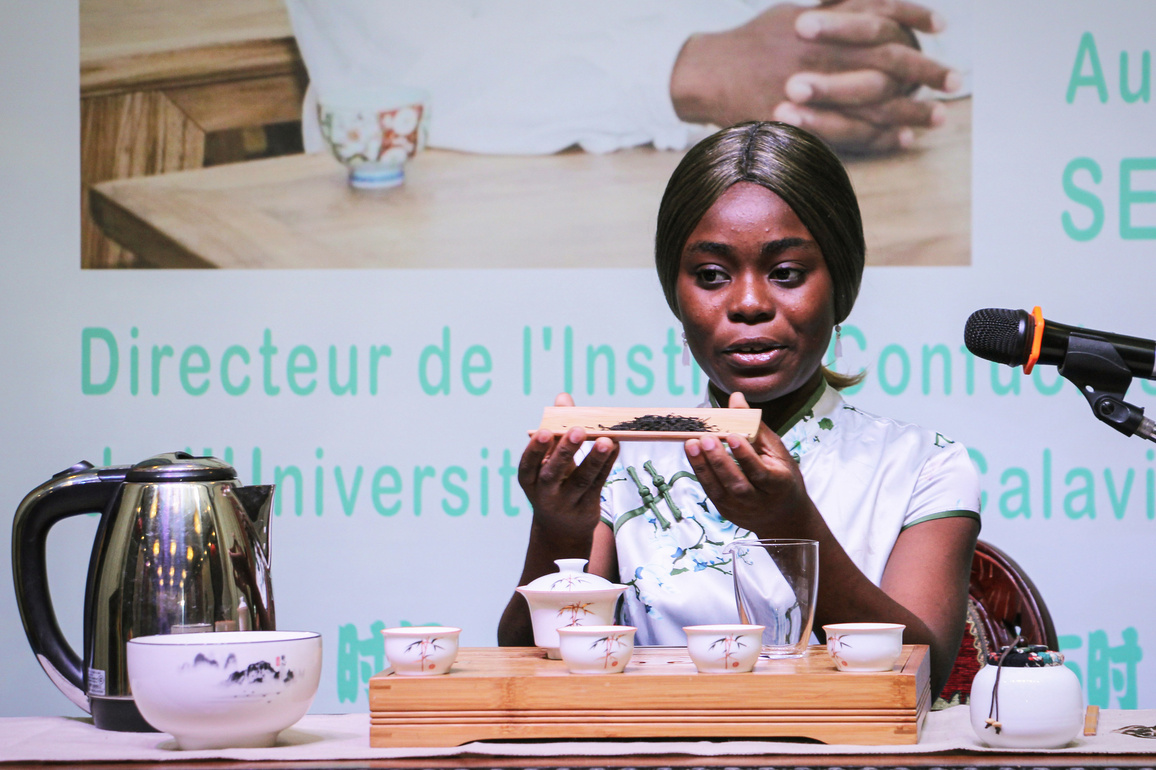 BENIN-COTONOU-CHINESE CULTURE-TEA ART