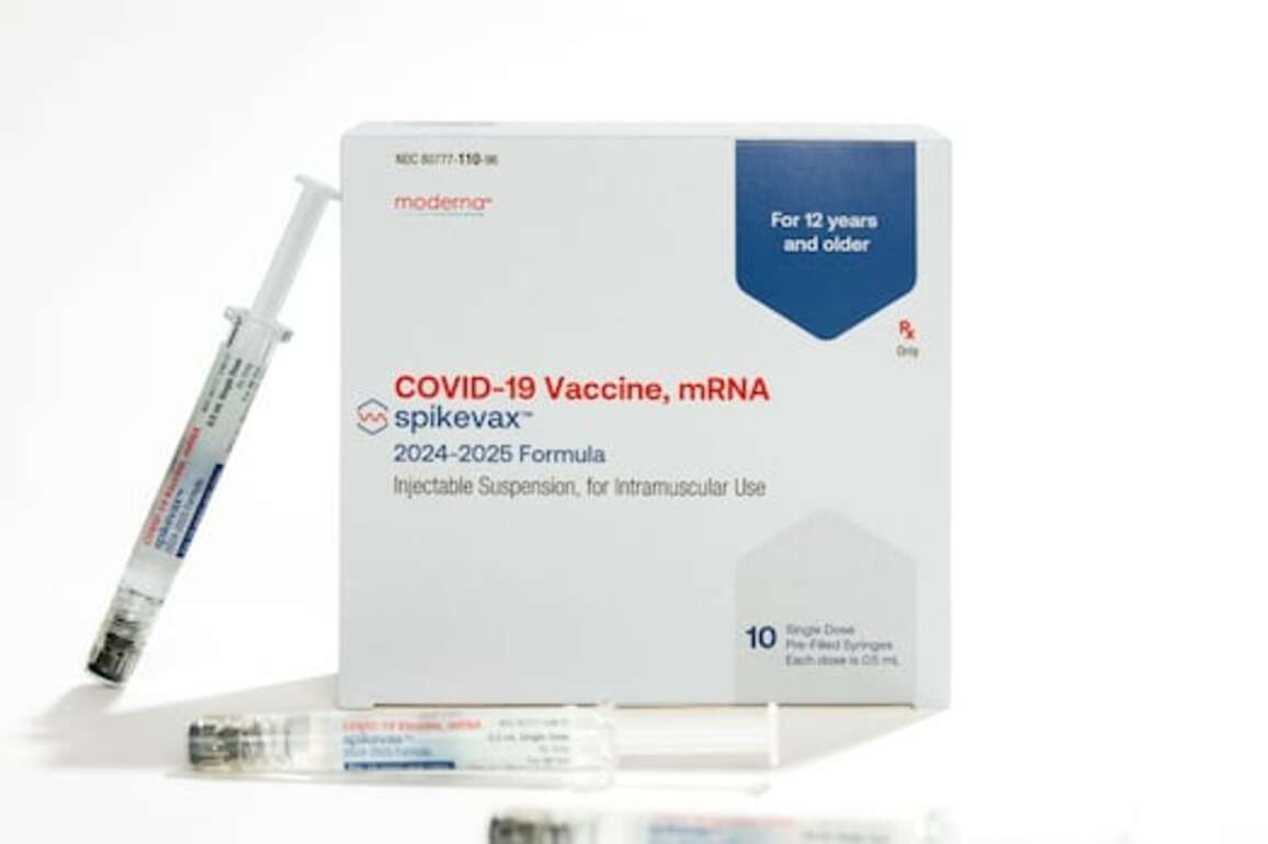 Most Albertans will have to pay for COVID-19 shots starting this fall, province says